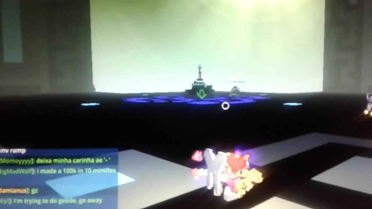 Bixo espinhudo fodido a noite toda