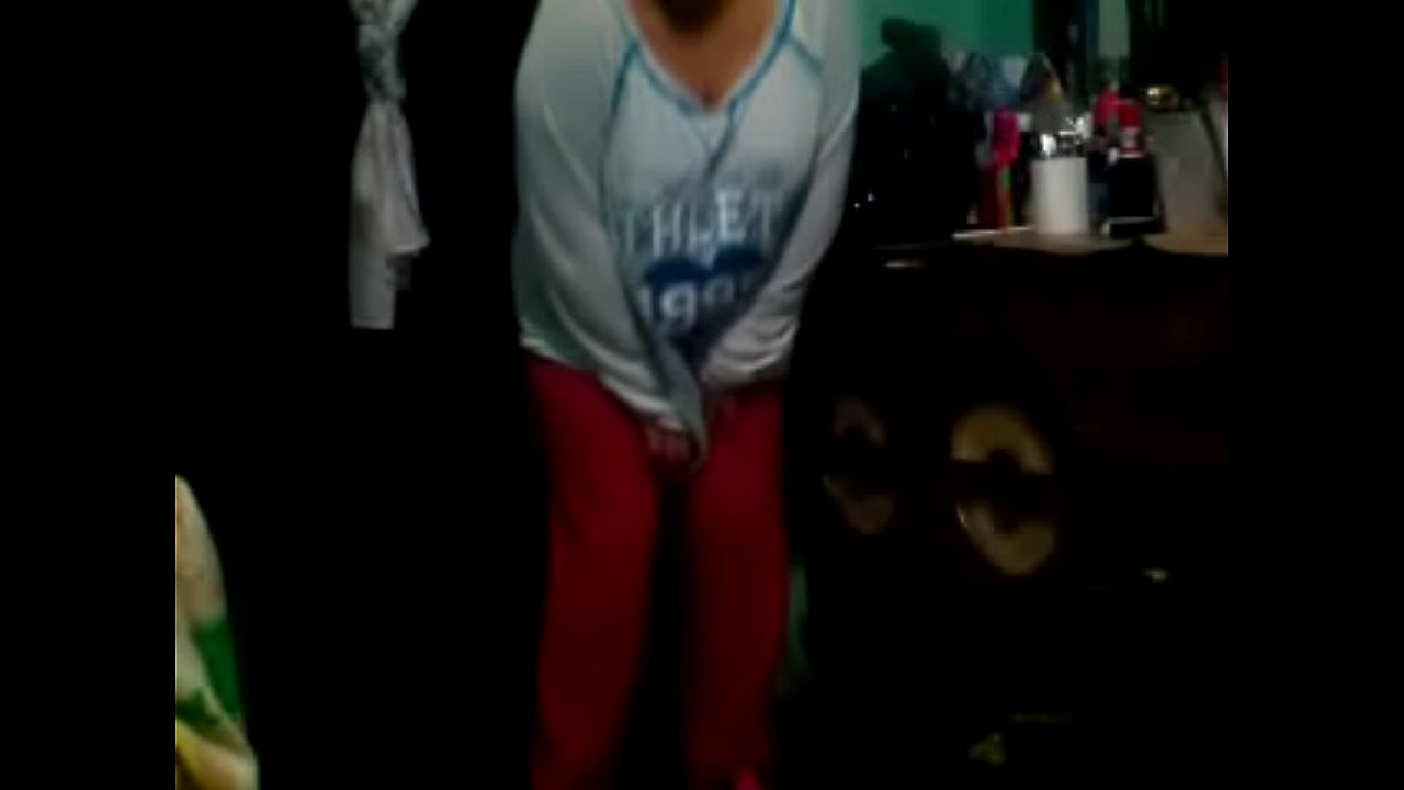 latina le gusta que le den duro