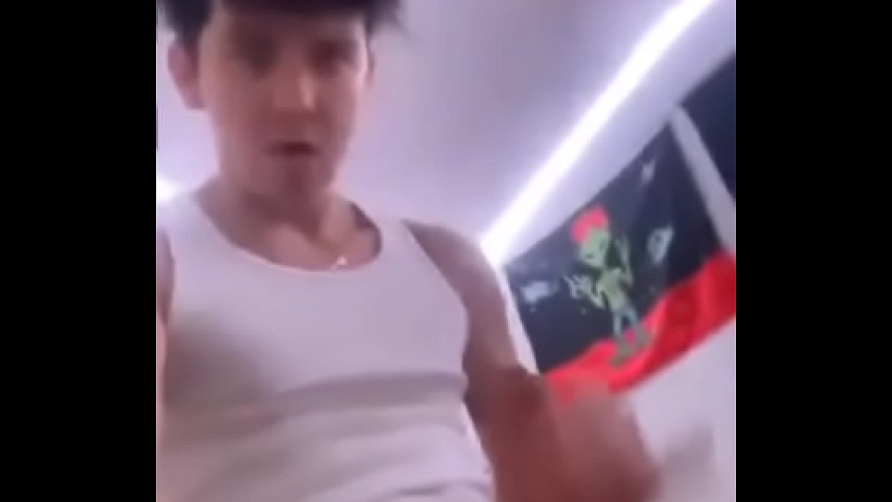 Nunca pens&eacute; que la tuviera de este tama&ntilde;o ? con m&aacute;s ganas lo desear&iacute;a. Sex Education.