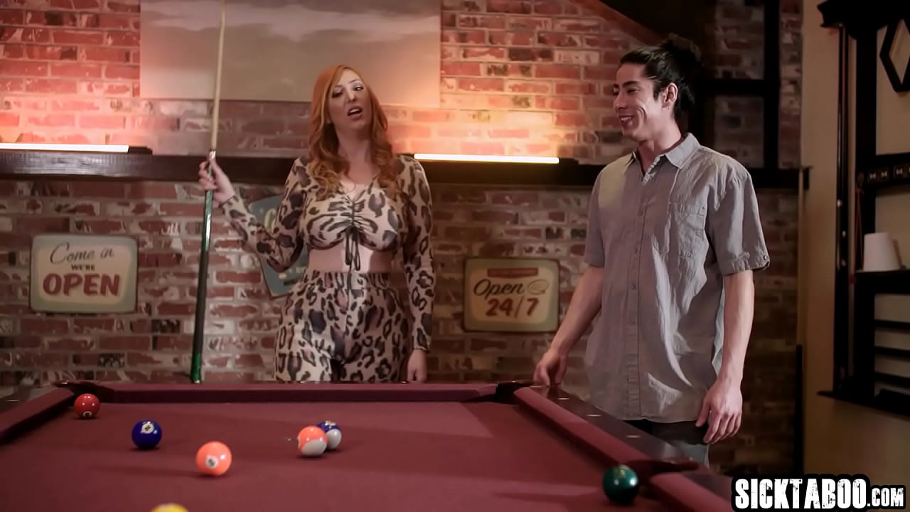 Big boobs MILF enjoyed rough pussy fucking after she gave a perfect oral sex