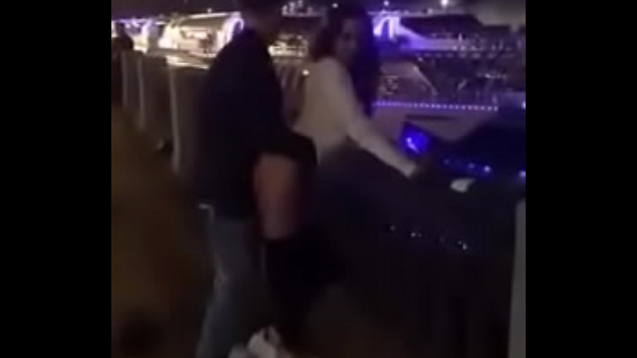 Comendo vadia na rua de moscow