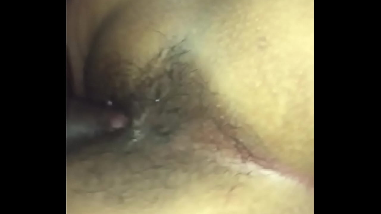 D&aacute;ndole duro por la vagina a mi esposa