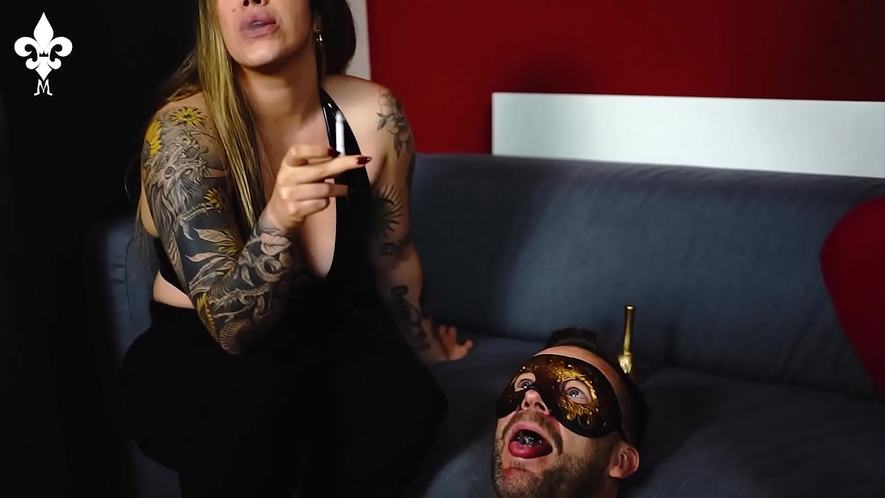 Human Ashtray (video)