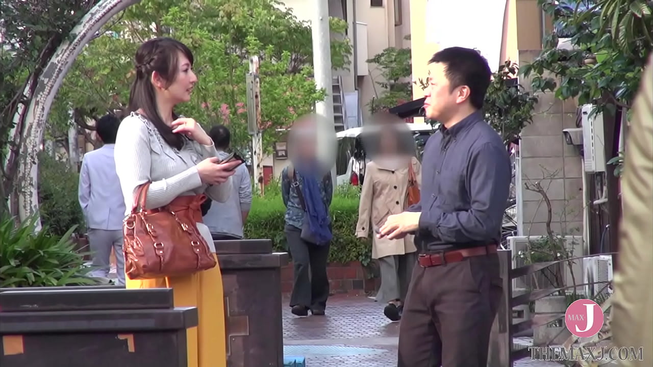 セレブなマダムとのAV撮影で忘れていた快感を取り戻す