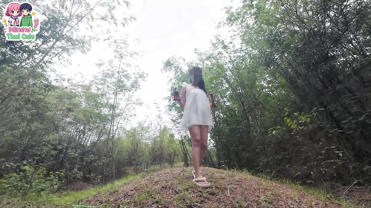 สาวไทยแวะป่าข้างทางเดินเล่นก่อนเล่นหีตัวเอง เสียงไทย