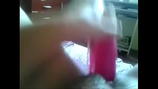 disfrutando del juguete