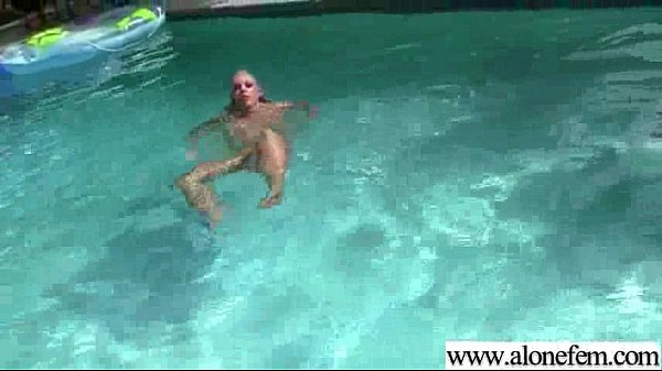 Solo Girl Get To Orgams With All Kind Of Sex Toys video-30