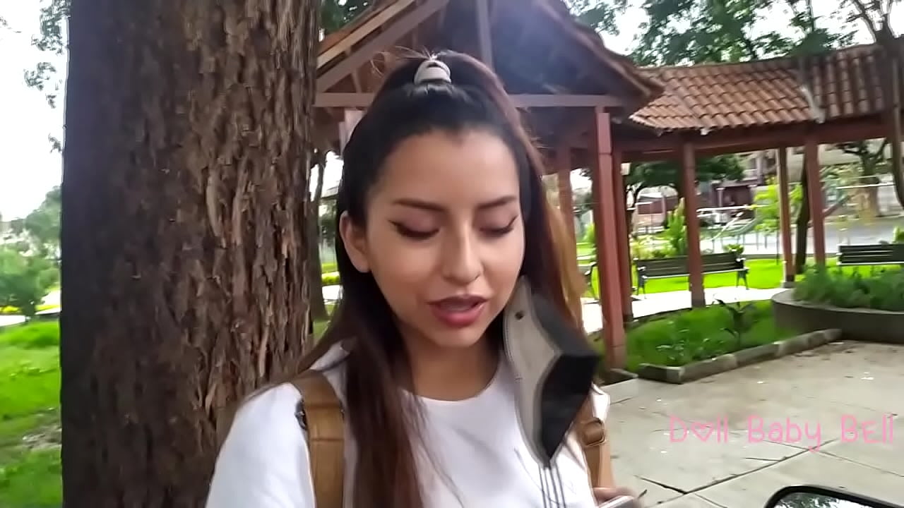 Me encontre a una linda chica sola y me ofreci a llevarla