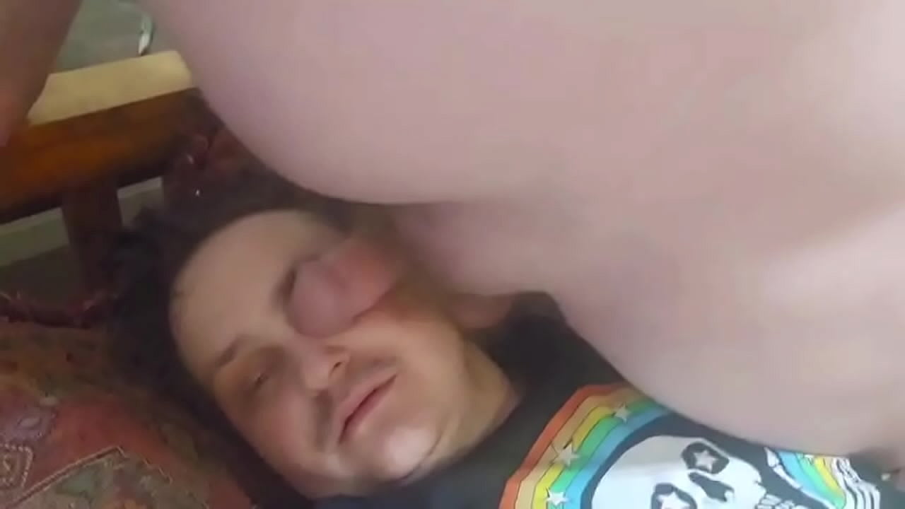 we both we wet and super hot and horny