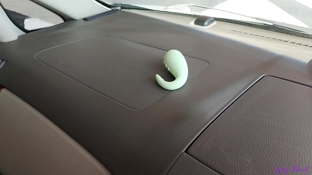 Orgasm control in restaurant - Letty Black