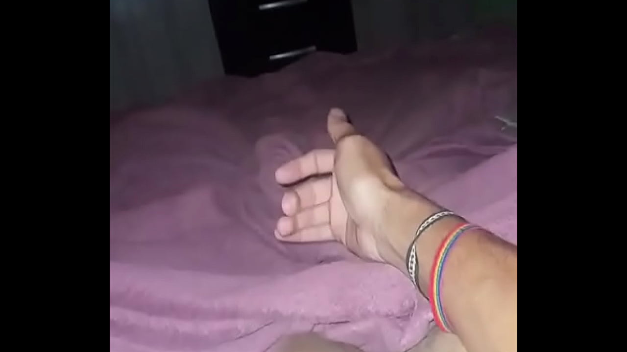 Acorda de pau duro com tesao pqp e n&atilde;o tem um cusinho pra comer e osso.Otavio692x@BOYZSPACE@xxx men pt@ divulga boys ...