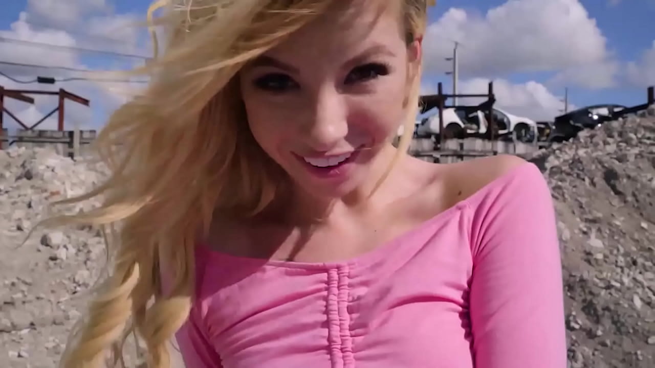 MOFOS - Harley Haze, Scott Nails - Harley Haze Gets Her Box Filled