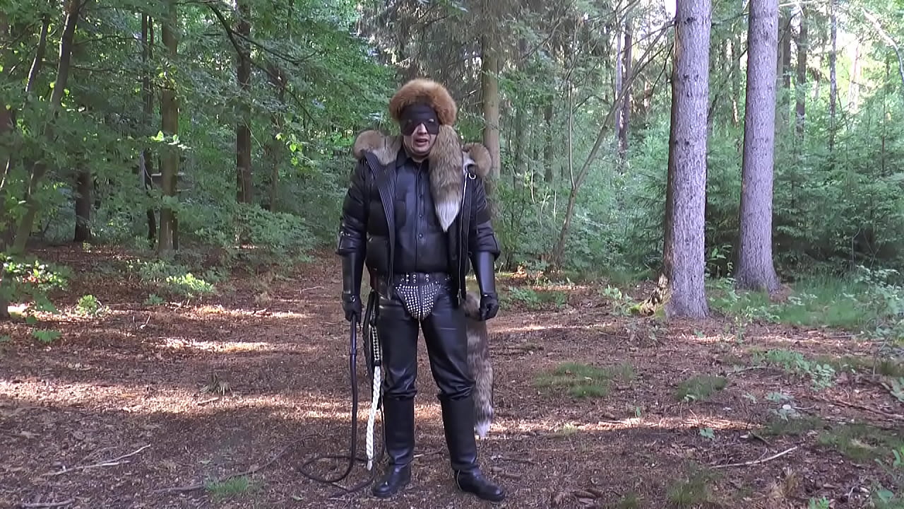 BlackLeatherHands DOWN YOU PIGS AND SERVE ME