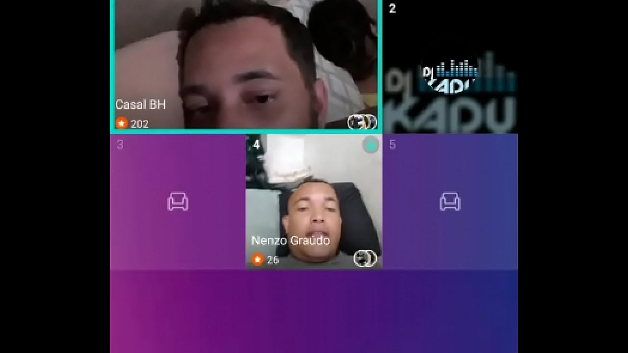 bigo novinha mostrando