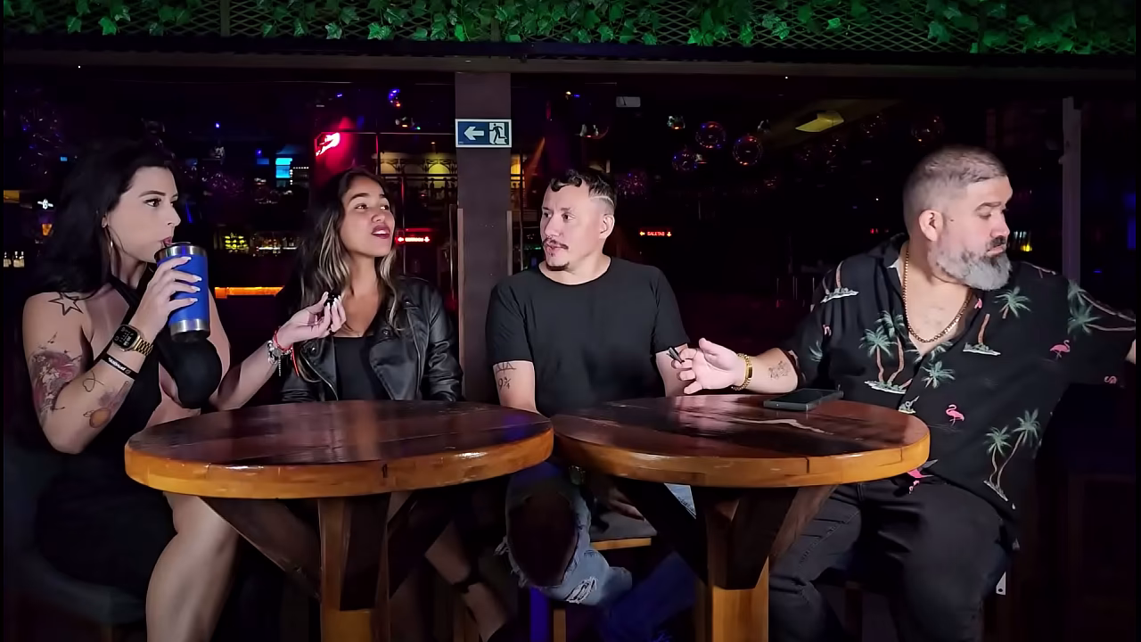 TopCast - Entrevista com a Gostosa, Gaby Oliveira e o Tiago Oliveira do CasalKlient