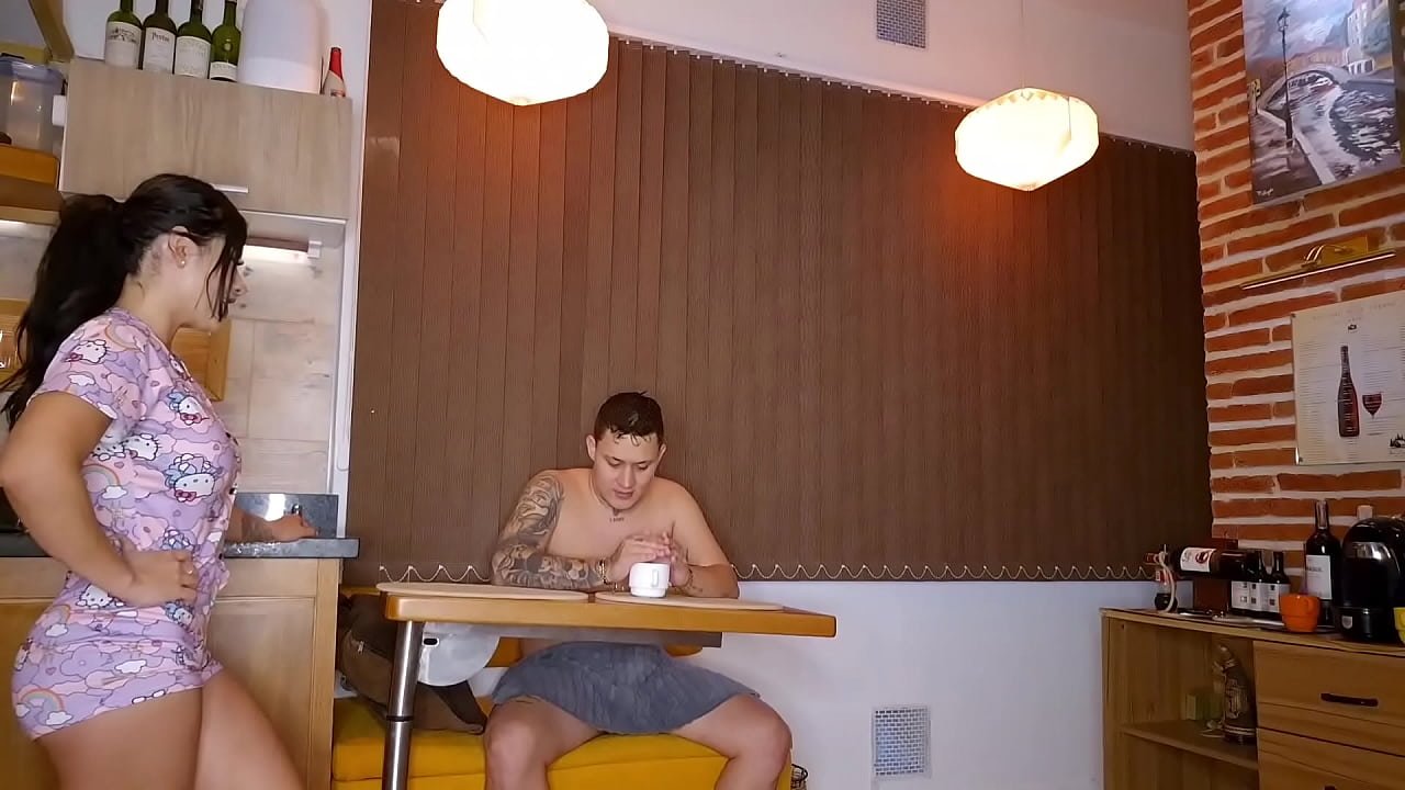 I cheat on my husband with a young neighbor who needs my help - Sara Films