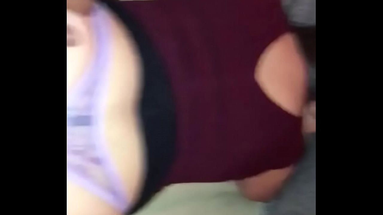 me la meten por atr&aacute;s y me gusta