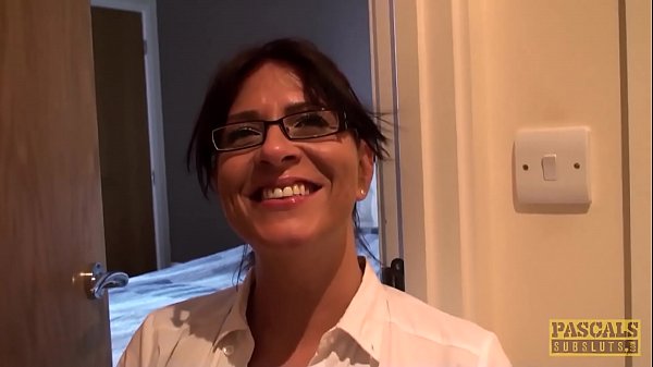 Businesswoman ass drilled before facial