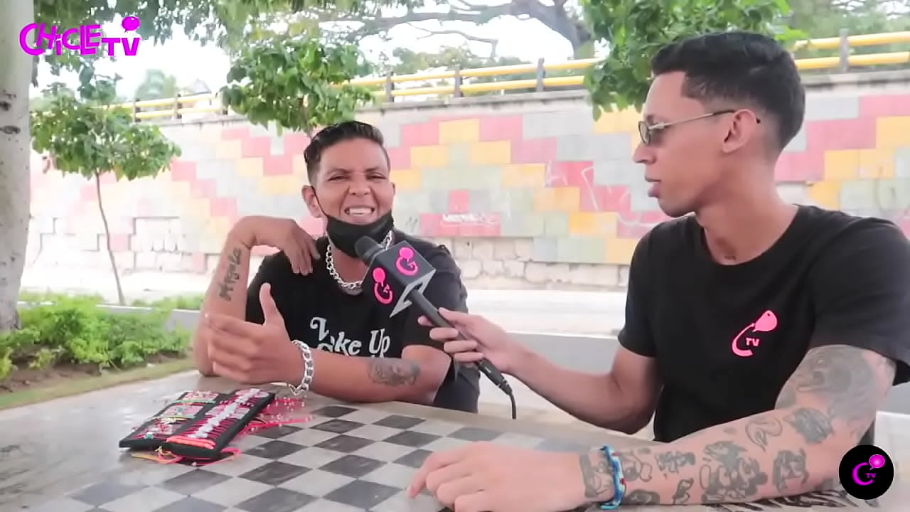 el chico con boula la tiene clara.