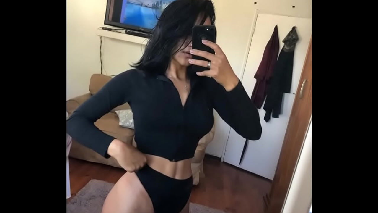 How A bitch should act after you make  her cum