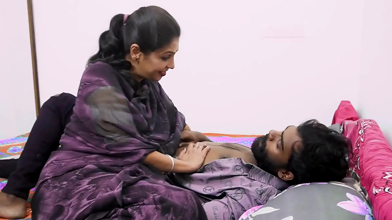 Indian Punam Bhabhi With Her Bengali Lover Full Chudai Video