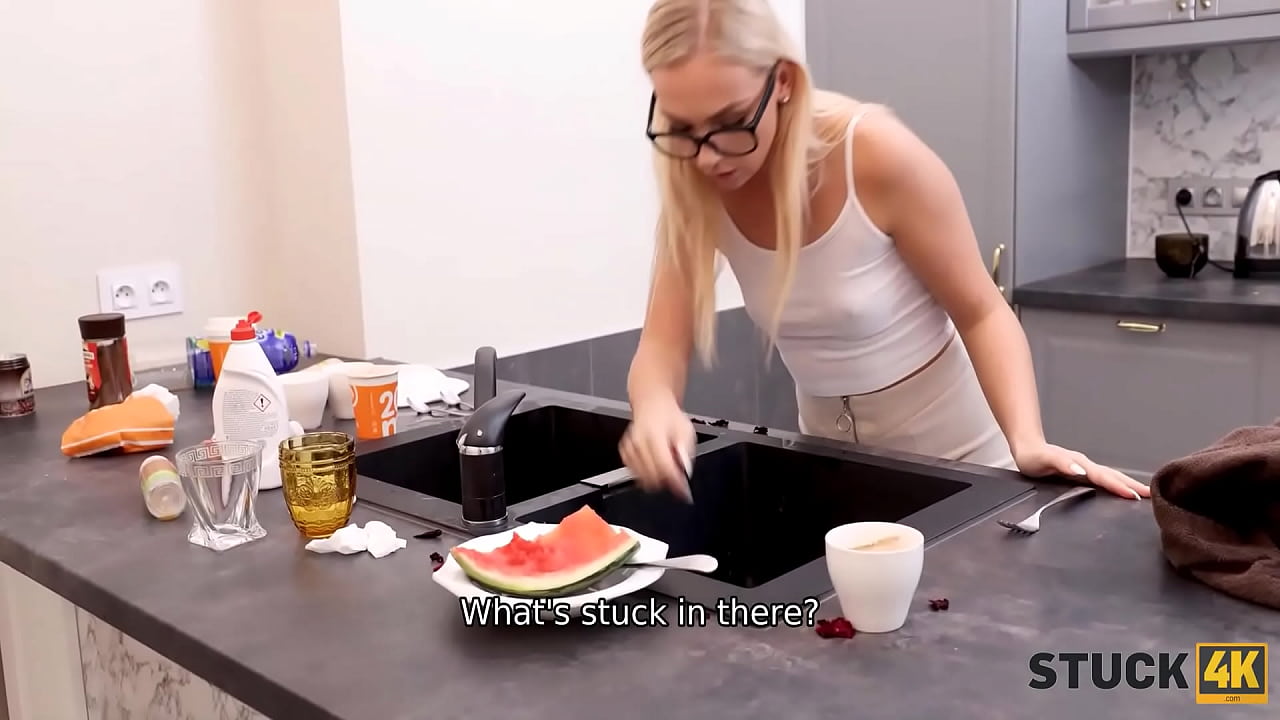 STUCK4K. Sensual babe needed assistant after a little kitchen incident