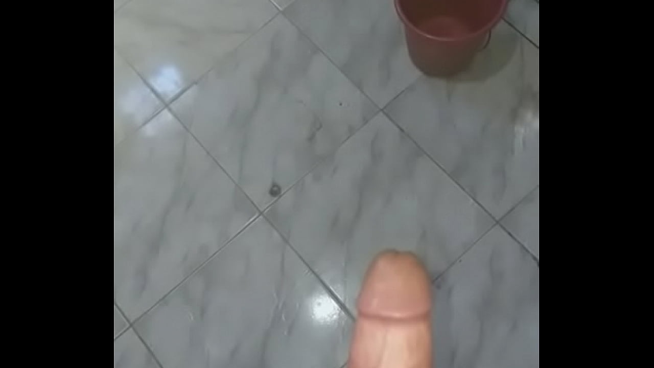 Punheta em p&uacute;blico