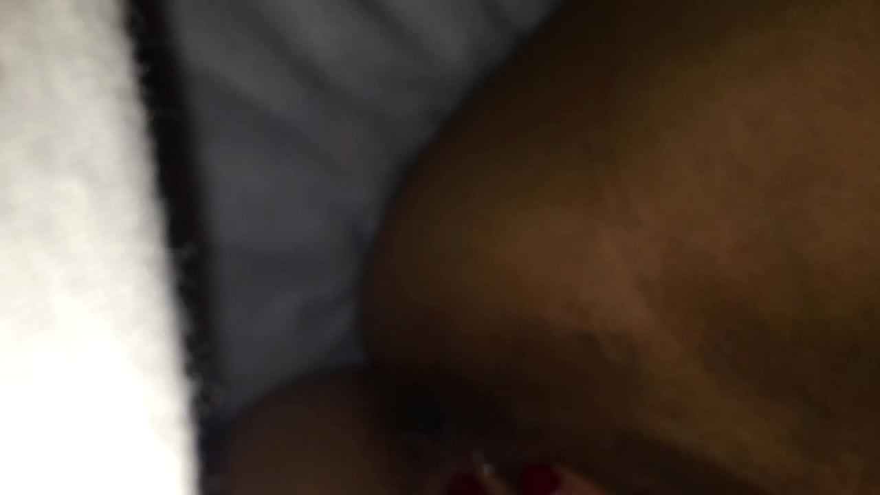 Dandome con el dedito porque no vienes