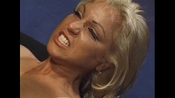 Metro - Sex 03 - scene 13