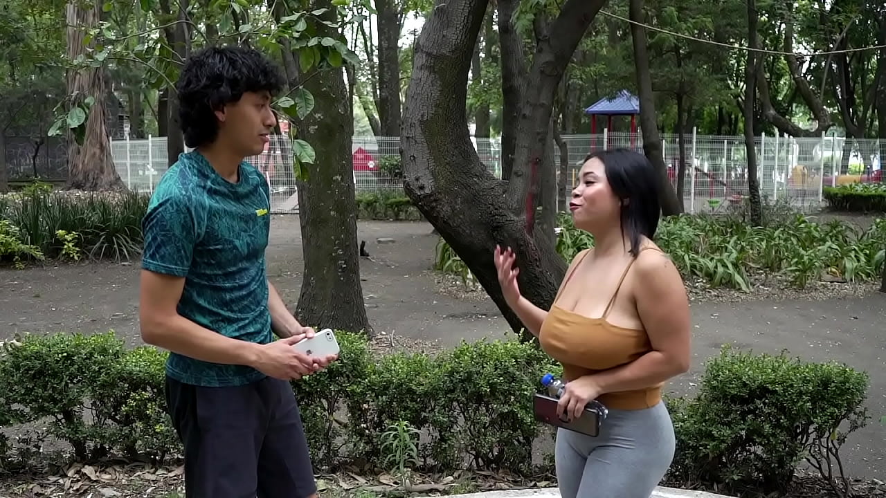 "PLAN CON MA&Ntilde;A" ? ? (ESCENA COMPLETA)| &iexcl;Me COJO EXTRA&Ntilde;O