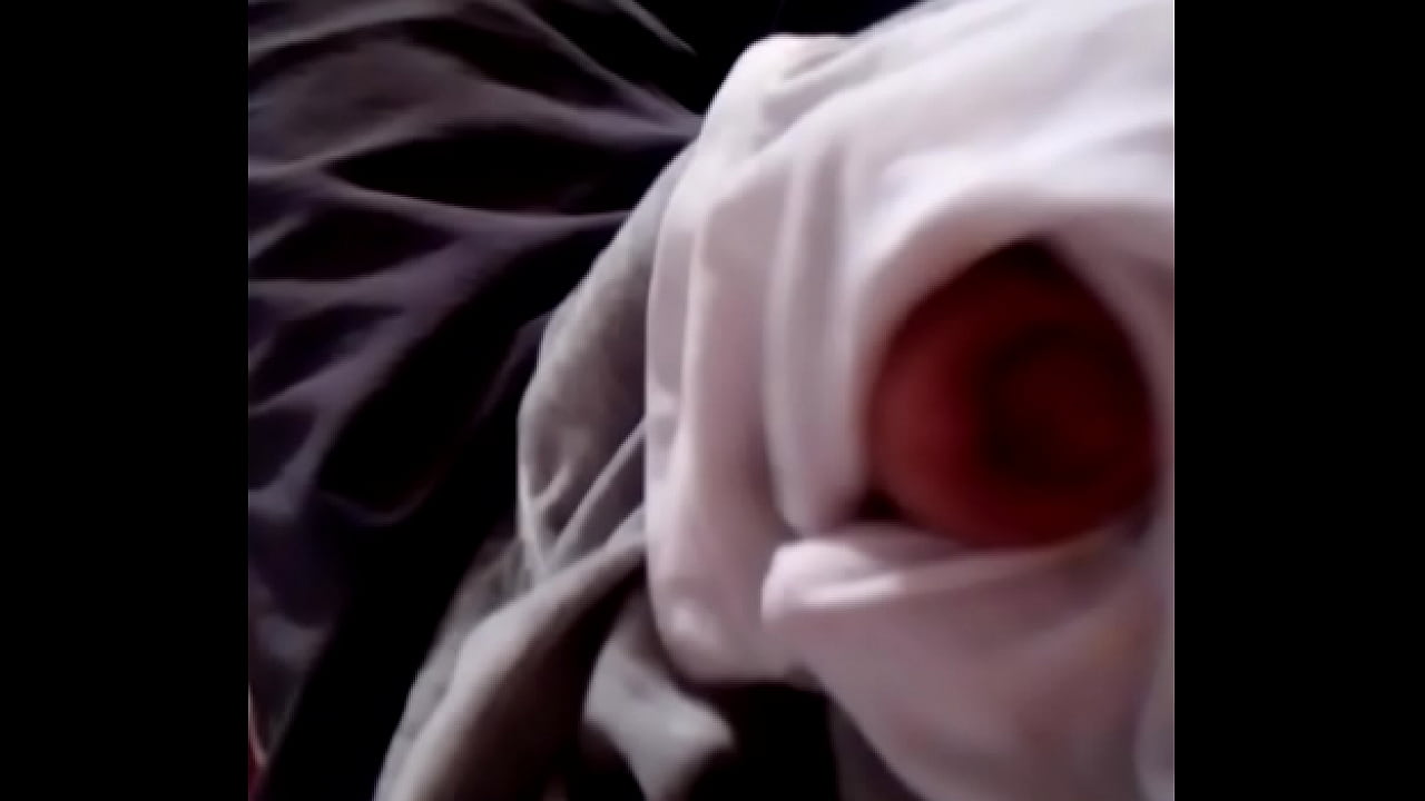 Masturbando bn delicioso