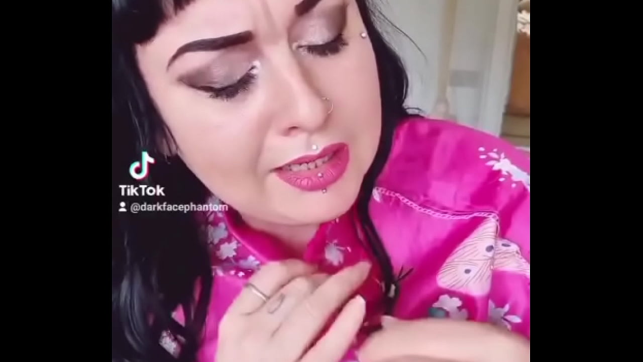 Thought I'd post some funnys, come add me on tik tok: darkfacephantom ️