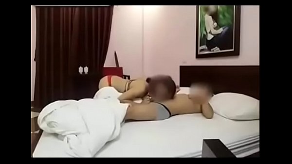 Cặp t&igrave;nh nh&acirc;n bị quay l&eacute;n