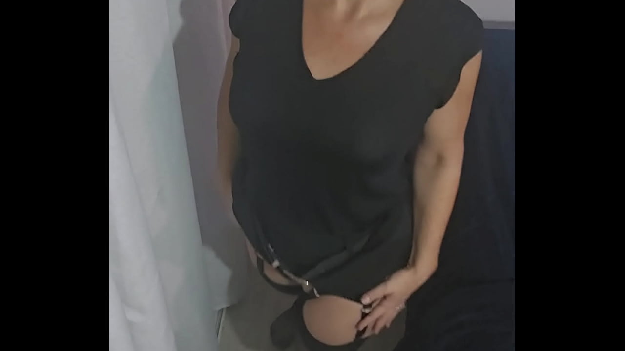 Je te d&eacute;voile ma tenue du jour avant de partir au taf