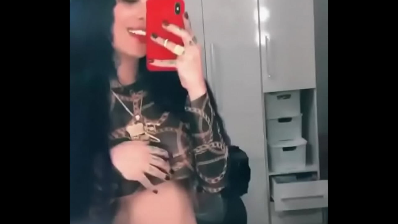 Tati zaqui mostrou demais