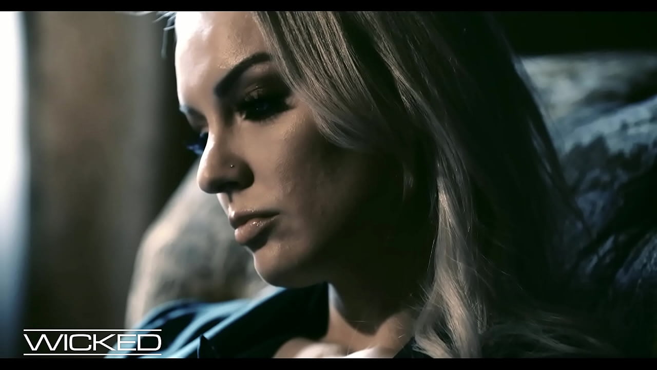 Babe Gets Fucked Good By Derrick Pierce