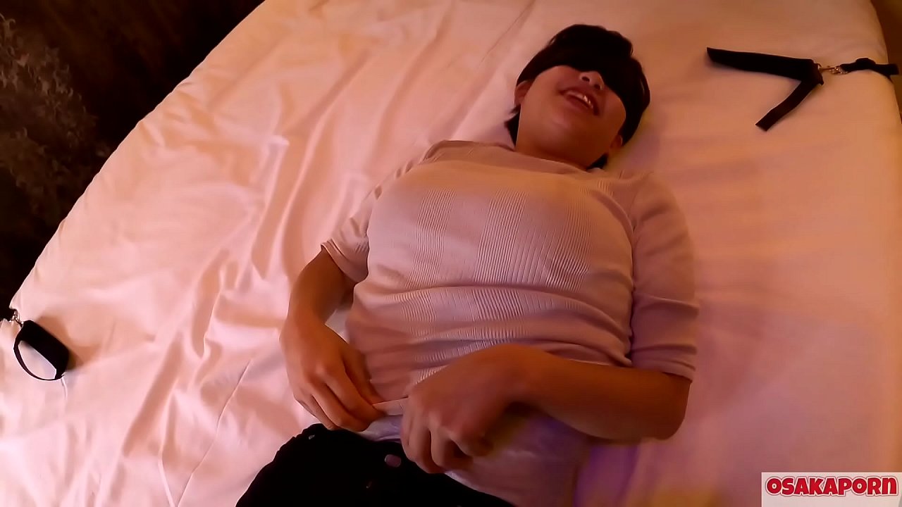 ぽっちゃり巨乳さんのペイント デンマ地獄。地味なおデブショートヘアGカップが揺れる揺れる。OSAKAPORN