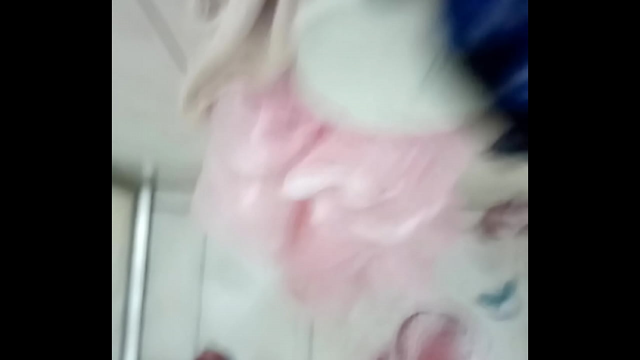 Punheta solo novinho