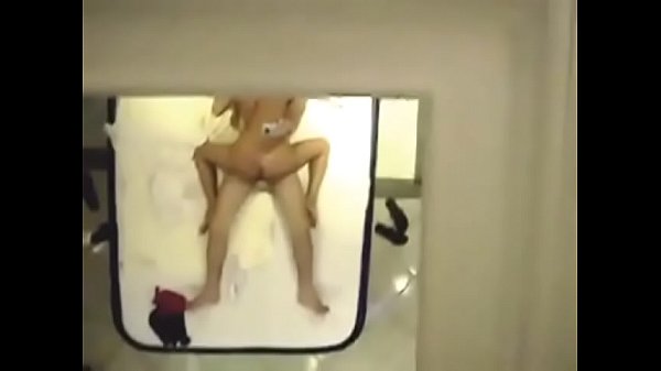 fimou a putinha com o celular