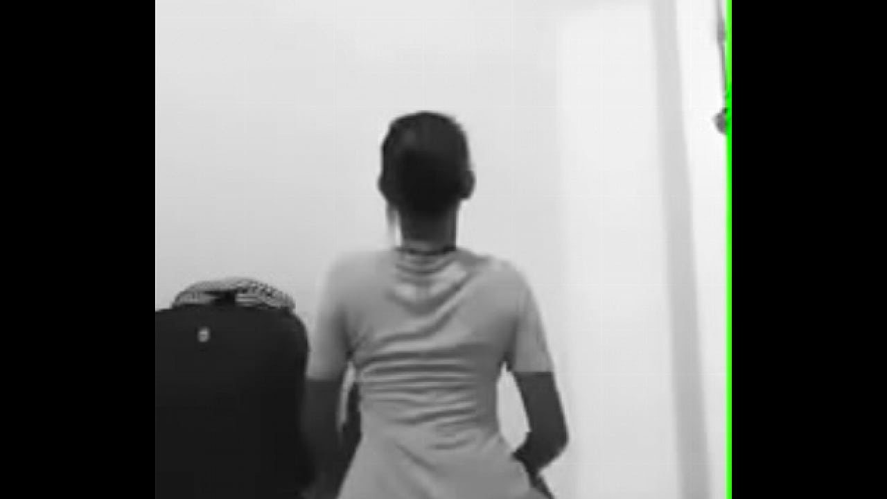 Gata safada rebolando gostoso[1]