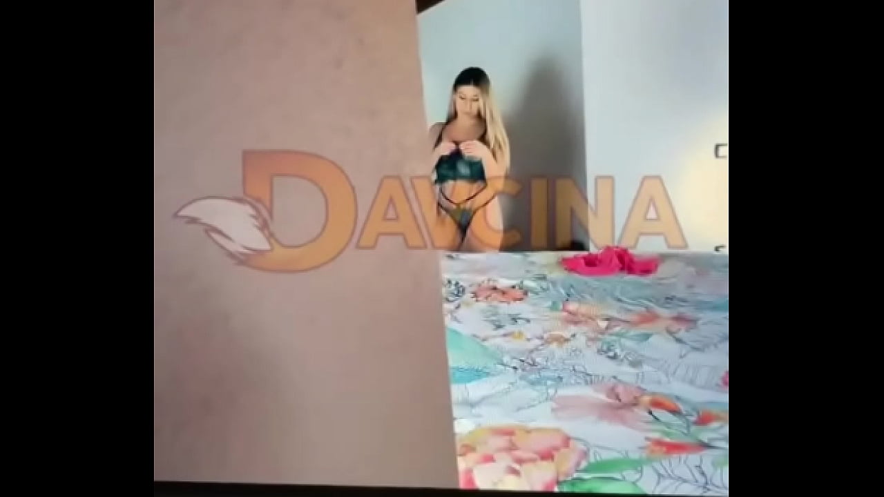 In questo video qualcuno si &egrave; divertito molto a spiarmi... E tu? Mi vuoi spiare?