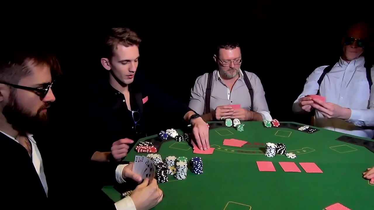 Teaser | Plan &agrave; 4 entre malfrats qui n'aiment pas les tricheurs au jeux de cartes