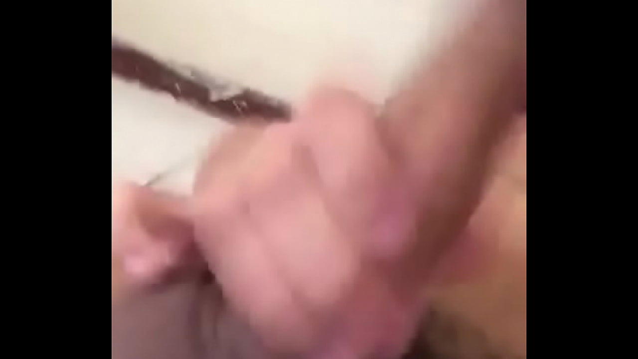 Hetero masturb&aacute;ndose