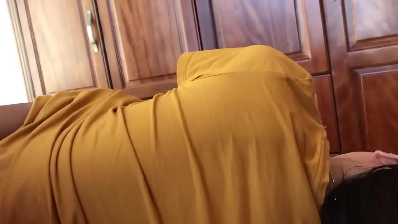 Chơi em từ ph&iacute;a sau