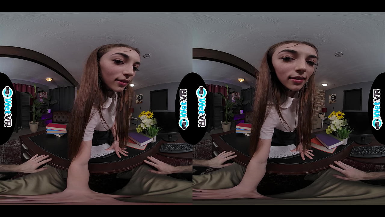 Horny brunette girl fucked in virtual reality