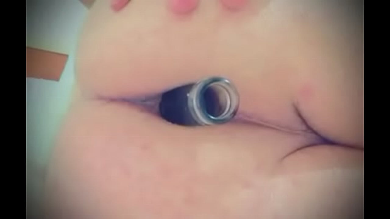 bottle in crosdres&rsquo;s asshole