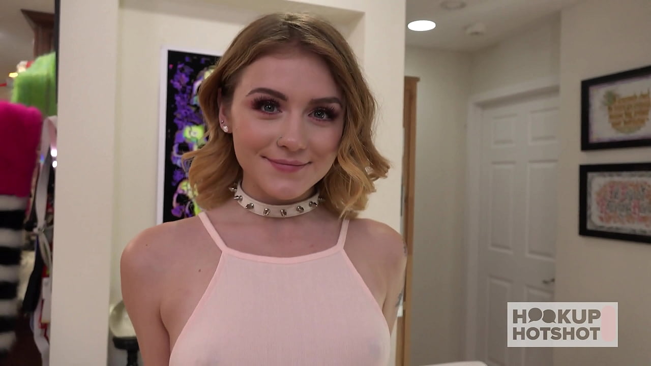 Teen Whore Rosalyn Sphinx Loves To Get Fucked By Bryan Gozzling