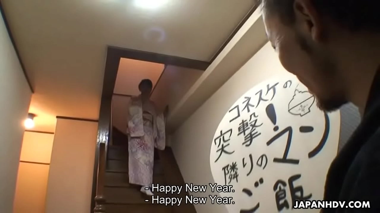 Kimono brunette slut getting creamed after a fuck