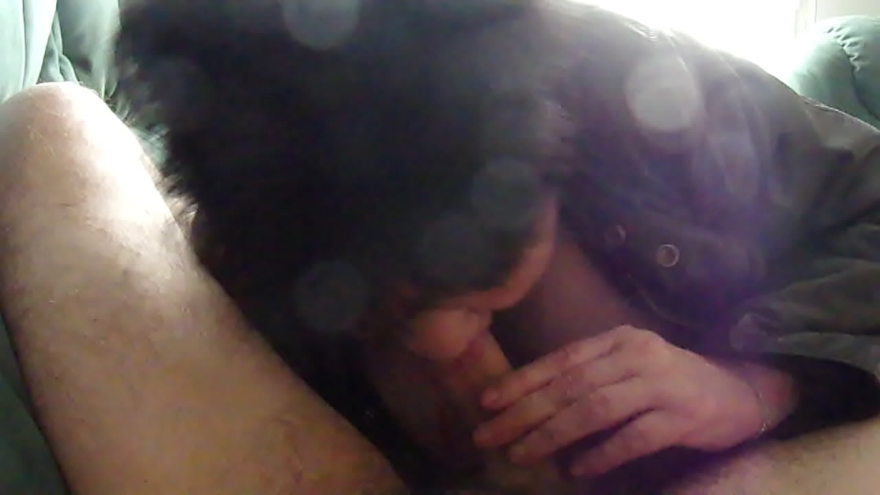 Chienne Marie rencontre un fan de la r&eacute;gion fort sympathique