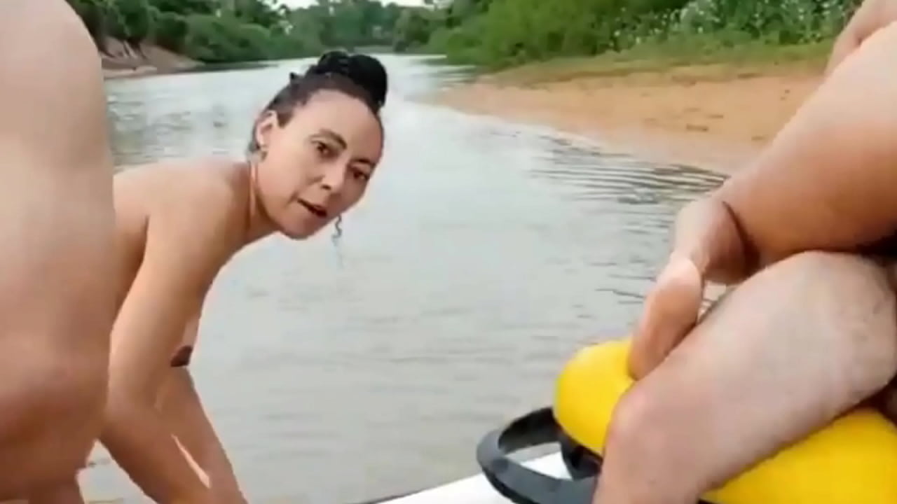 transando na moto aqu&aacute;tica